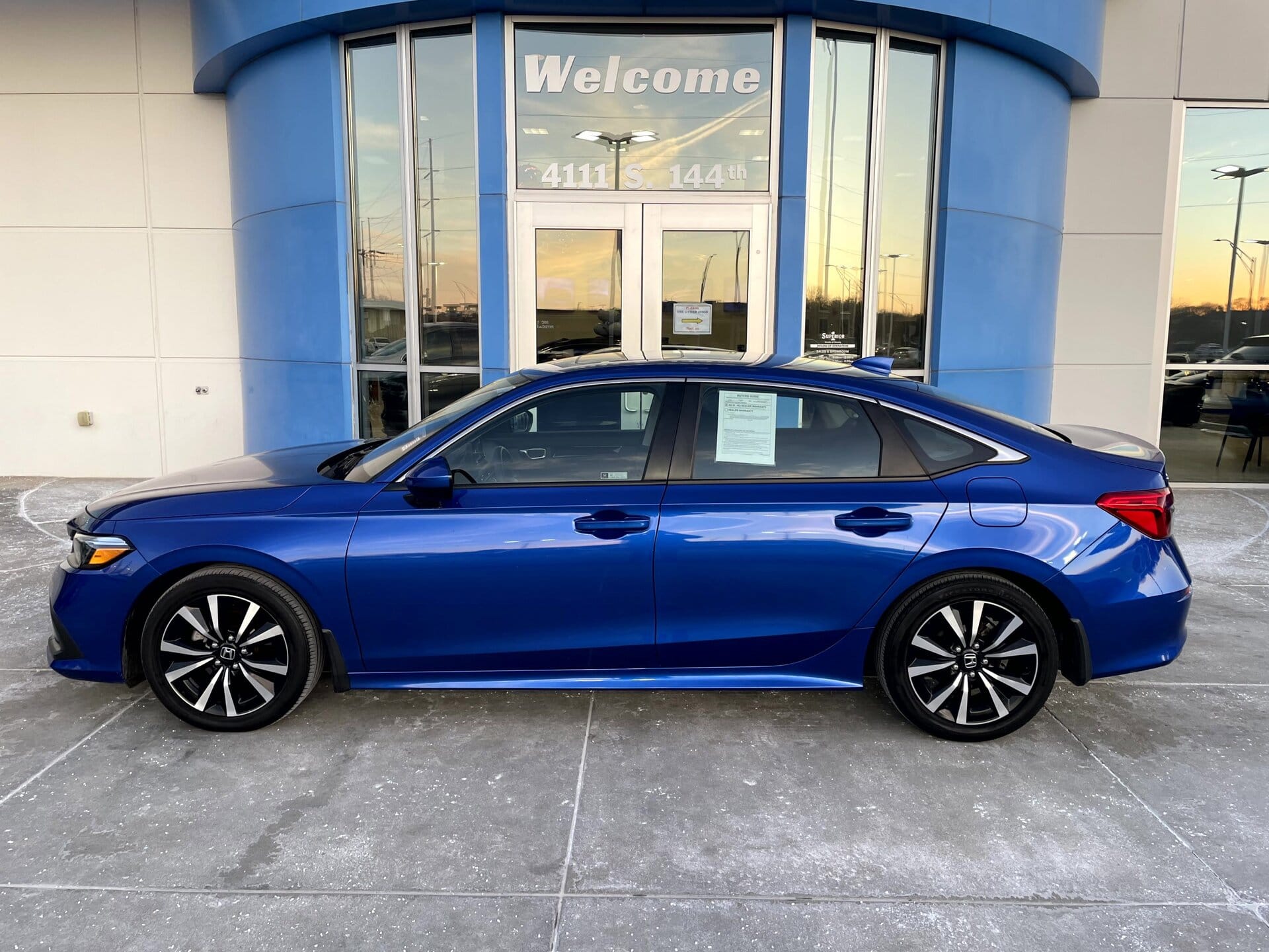 2023 Honda Civic EX's photo