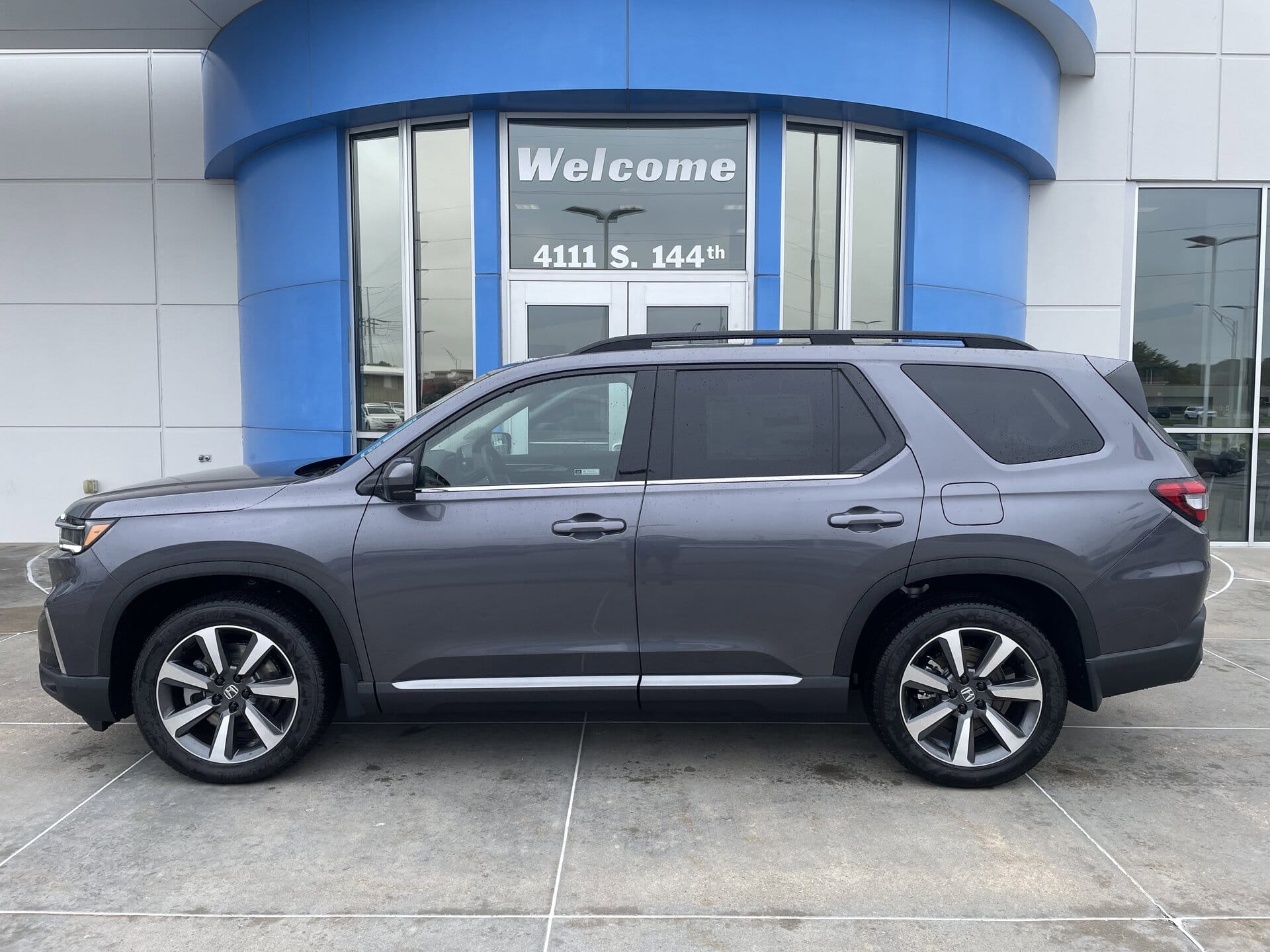 2025 Honda Pilot Elite's photo