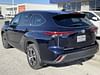 2 thumbnail image of  2020 Toyota Highlander XLE