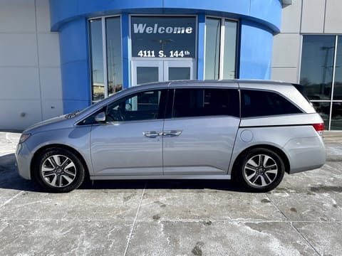 1 image of 2016 Honda Odyssey Touring