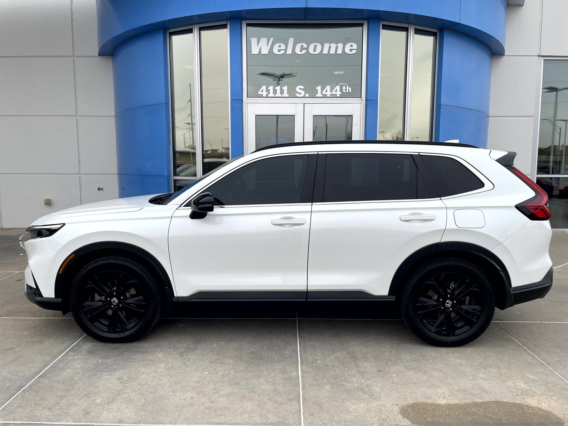 2023 Honda CR-V Sport Touring's photo