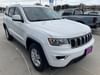 4 thumbnail image of  2017 Jeep Grand Cherokee Laredo
