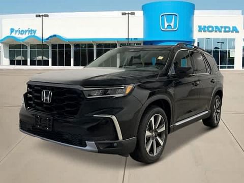 1 image of 2025 Honda Pilot Touring