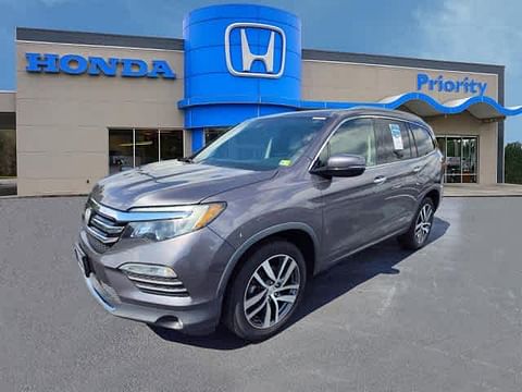 1 image of 2018 Honda Pilot Touring