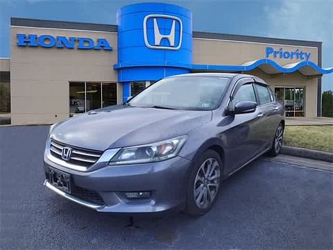 1 image of 2015 Honda Accord Sport