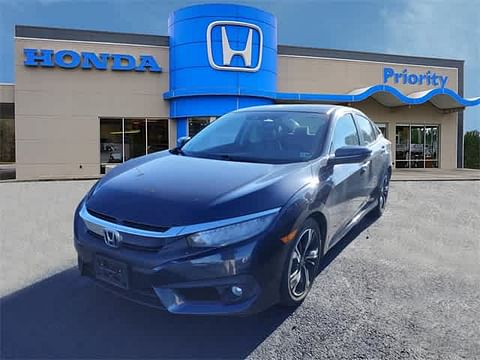 1 image of 2017 Honda Civic Touring