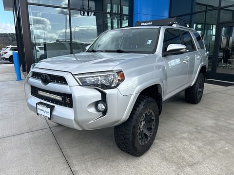 1 image of 2018 Toyota 4Runner SR5 Premium