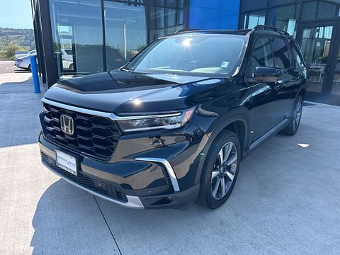 1 image of 2023 Honda Pilot Touring