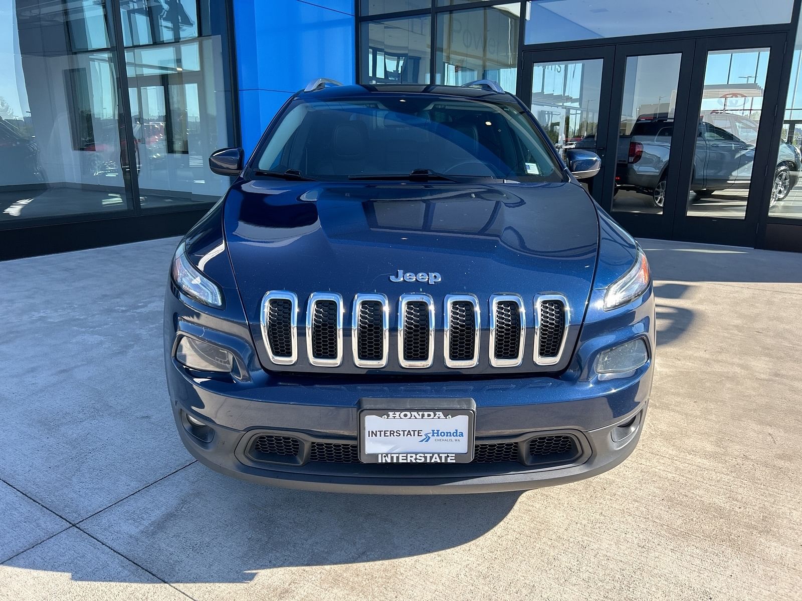 Used 2018 Jeep Cherokee Latitude Plus with VIN 1C4PJLLB3JD525204 for sale in Chehalis, WA