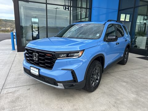 1 image of 2025 Honda Pilot TrailSport