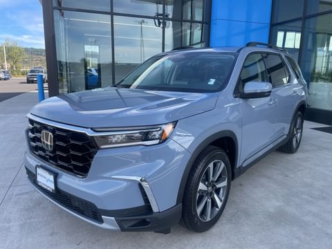1 image of 2025 Honda Pilot Touring