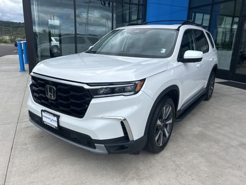 1 image of 2023 Honda Pilot Elite