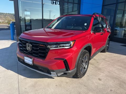 1 image of 2025 Honda Pilot TrailSport