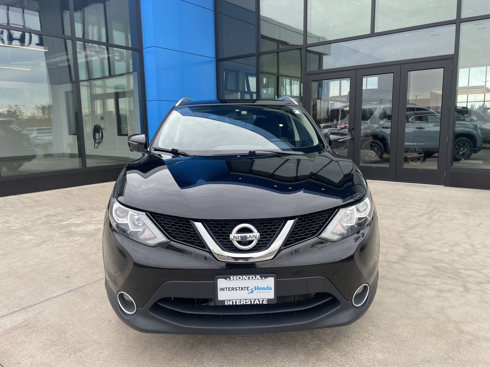 Used 2017 Nissan Rogue Sport SV with VIN JN1BJ1CPXHW016545 for sale in Chehalis, WA