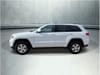 2 thumbnail image of  2016 Jeep Grand Cherokee Laredo