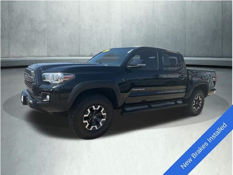 1 image of 2017 Toyota Tacoma TRD Off-Road