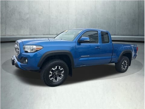 1 image of 2017 Toyota Tacoma TRD Off-Road
