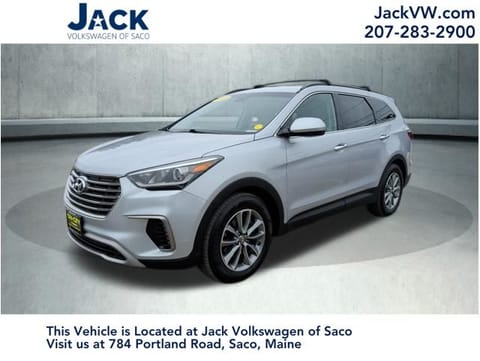 1 image of 2018 Hyundai Santa Fe SE