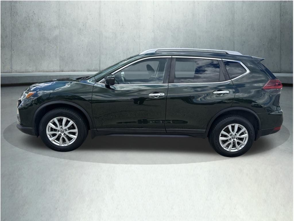 Used 2018 Nissan Rogue SV with VIN 5N1AT2MV1JC839549 for sale in Saco, ME