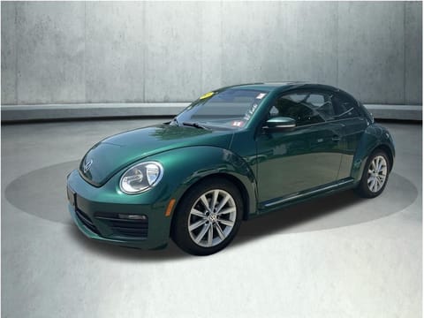 1 image of 2018 Volkswagen Beetle 2.0T S