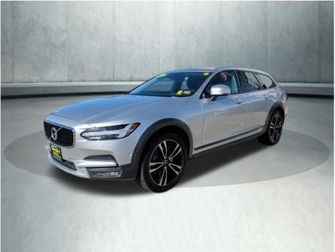1 image of 2018 Volvo V90 Cross Country T5