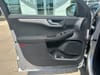 15 thumbnail image of  2020 Ford Escape SE