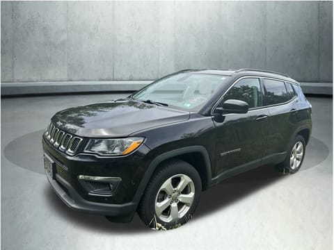 1 image of 2021 Jeep Compass Latitude