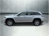 2 thumbnail image of  2022 Jeep Grand Cherokee Limited