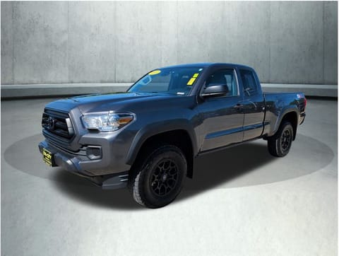 1 image of 2022 Toyota Tacoma SR