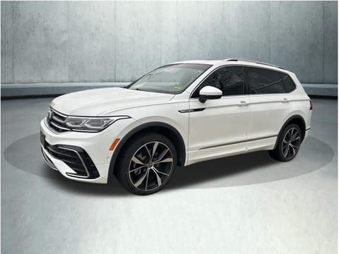 1 image of 2022 Volkswagen Tiguan 2.0T SEL R-Line
