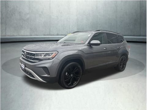 1 image of 2023 Volkswagen Atlas 2.0T SE w/Technology