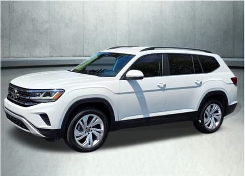 1 image of 2023 Volkswagen Atlas 3.6L V6 SE w/Technology