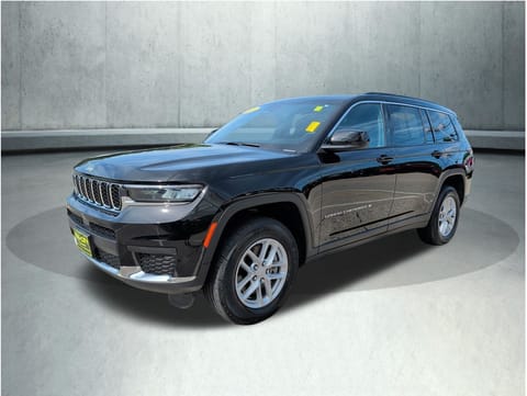 1 image of 2024 Jeep Grand Cherokee L Laredo