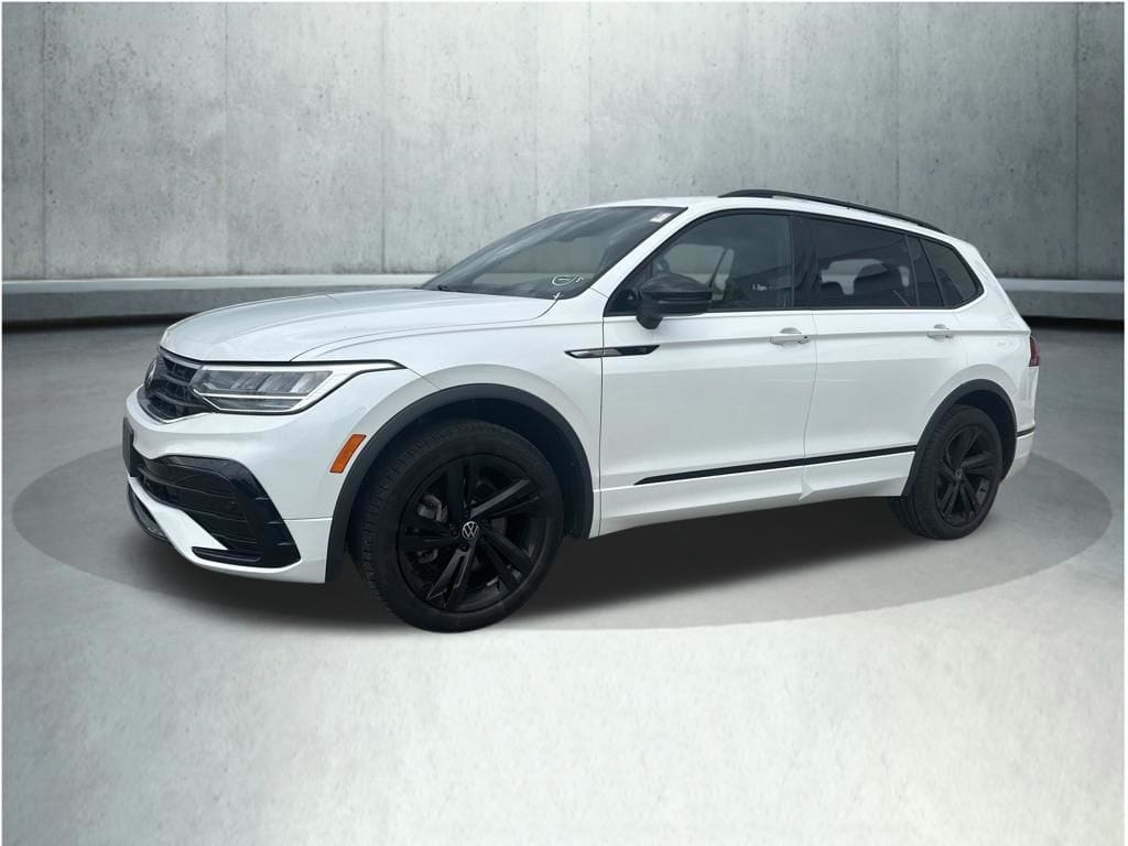 2024 Volkswagen Tiguan 2.0T SE R-Line Black 4Motion's photo