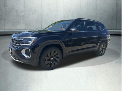 1 image of 2026 Volkswagen Atlas 2.0T SE w/Technology