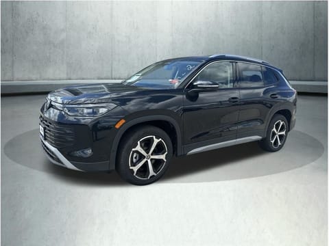 1 image of 2026 Volkswagen Tiguan 2.0T SE