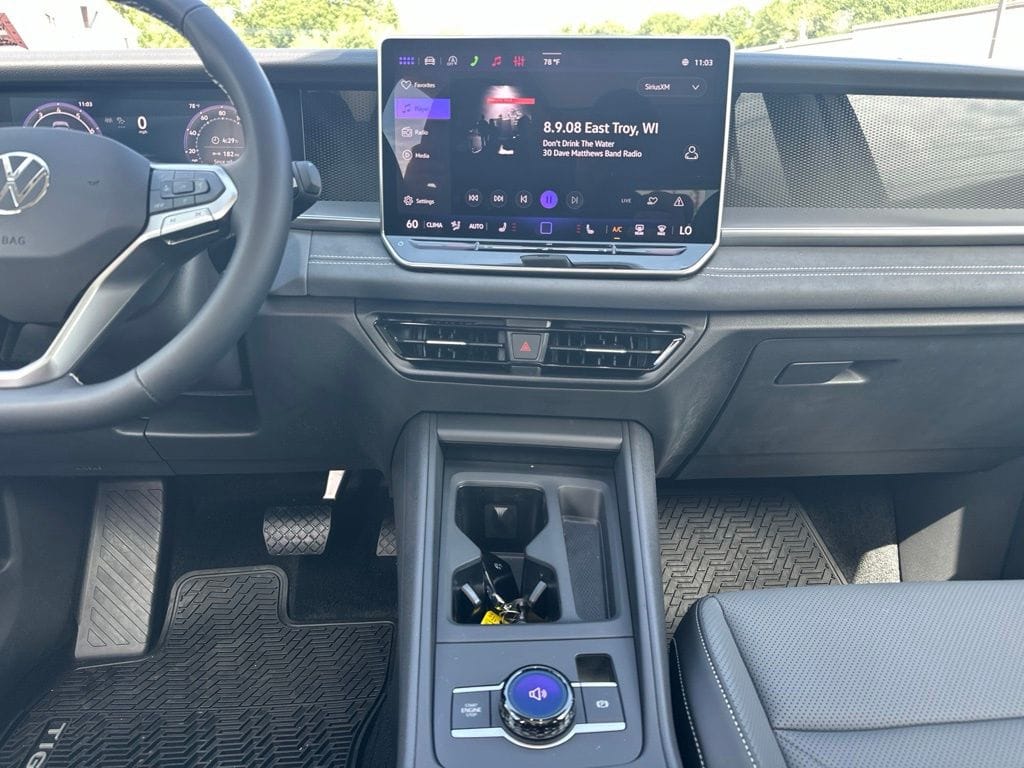 2026 Volkswagen Tiguan SE - Photo 15