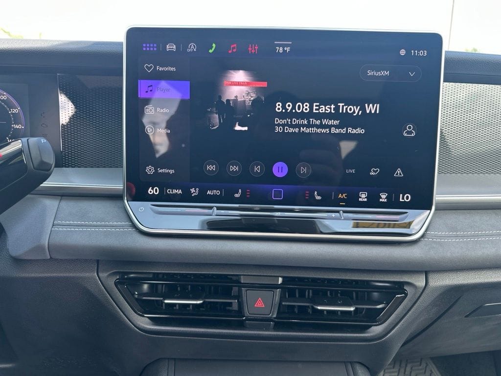 2026 Volkswagen Tiguan SE - Photo 16
