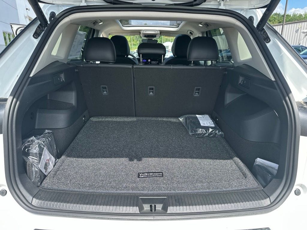 2026 Volkswagen Tiguan SE - Photo 22
