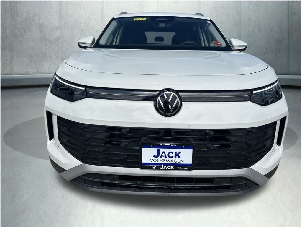 2026 Volkswagen Tiguan SE - Photo 8