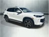 7 thumbnail image of  2026 Volkswagen Tiguan SE