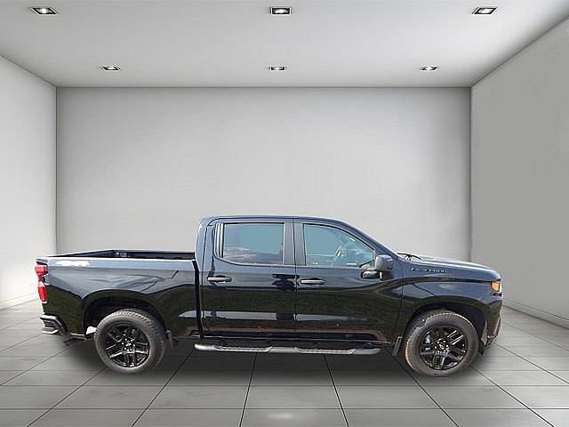 Used 2022 Chevrolet Silverado 1500 Limited Custom with VIN 1GCPYBEK4NZ145008 for sale in Kansas City, MO