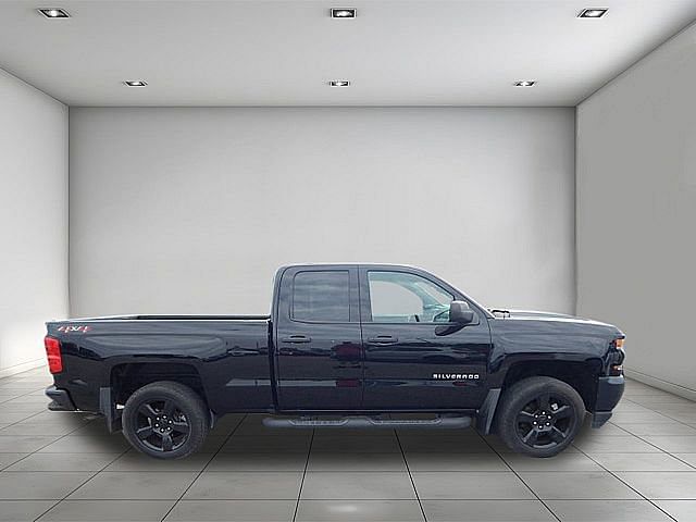 Used 2018 Chevrolet Silverado 1500 LS with VIN 1GCVKNEC2JZ114840 for sale in Kansas City, MO