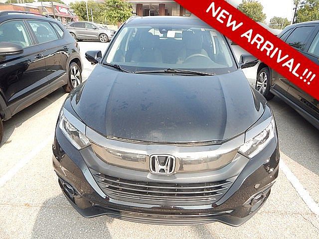 Used 2022 Honda HR-V EX with VIN 3CZRU6H52NM755048 for sale in Kansas City