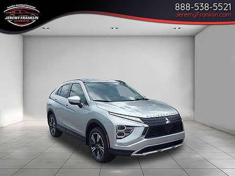 1 image of 2024 Mitsubishi Eclipse Cross SE