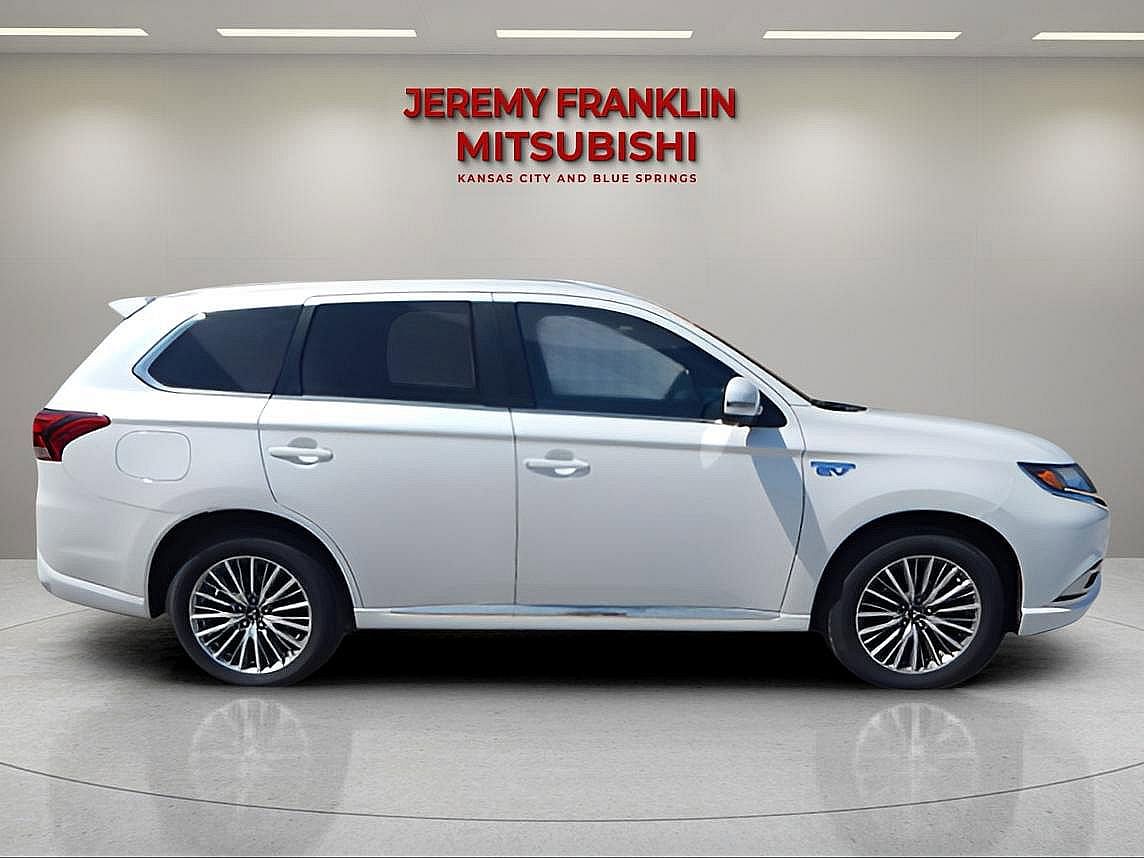 Used 2020 Mitsubishi Outlander GT with VIN JA4J24A57LZ010079 for sale in Kansas City