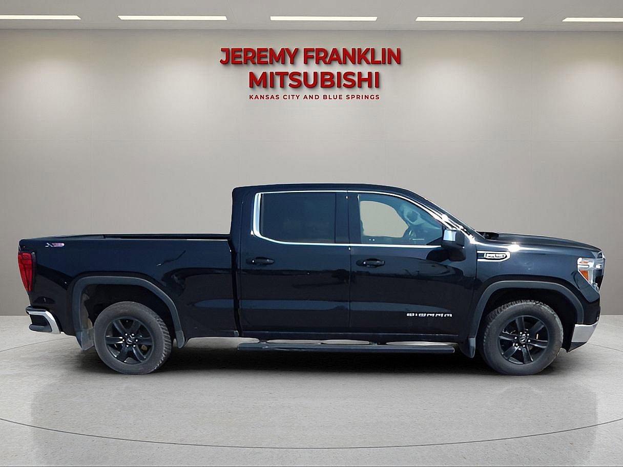 Used 2019 GMC Sierra 1500 SLE with VIN 1GTU9BED0KZ247502 for sale in Kansas City