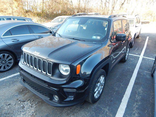 Jeep Renegade's photo