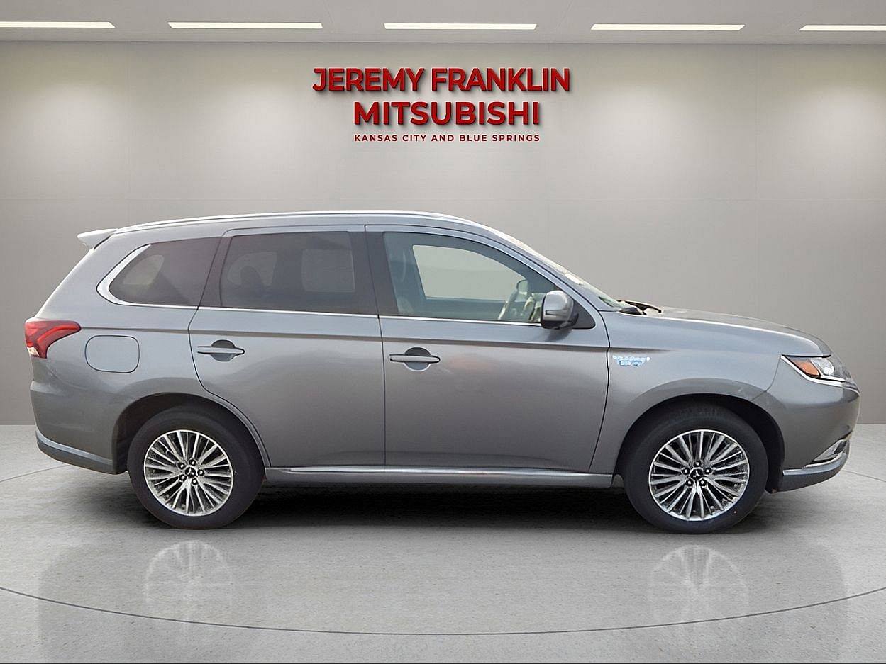 Used 2020 Mitsubishi Outlander GT with VIN JA4J24A5XLZ029662 for sale in Kansas City