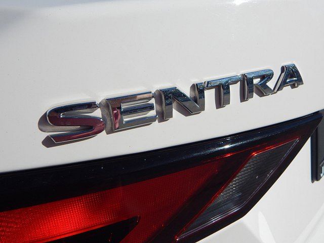 2021 Nissan Sentra SV photo 7